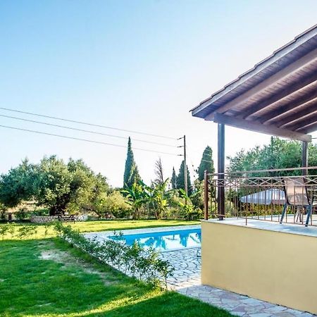 Villa Irida Afrato Luaran gambar